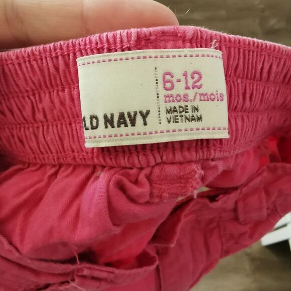 5/$10 Old Navy girls shorts size 6-12 m - Picture 4 of 4